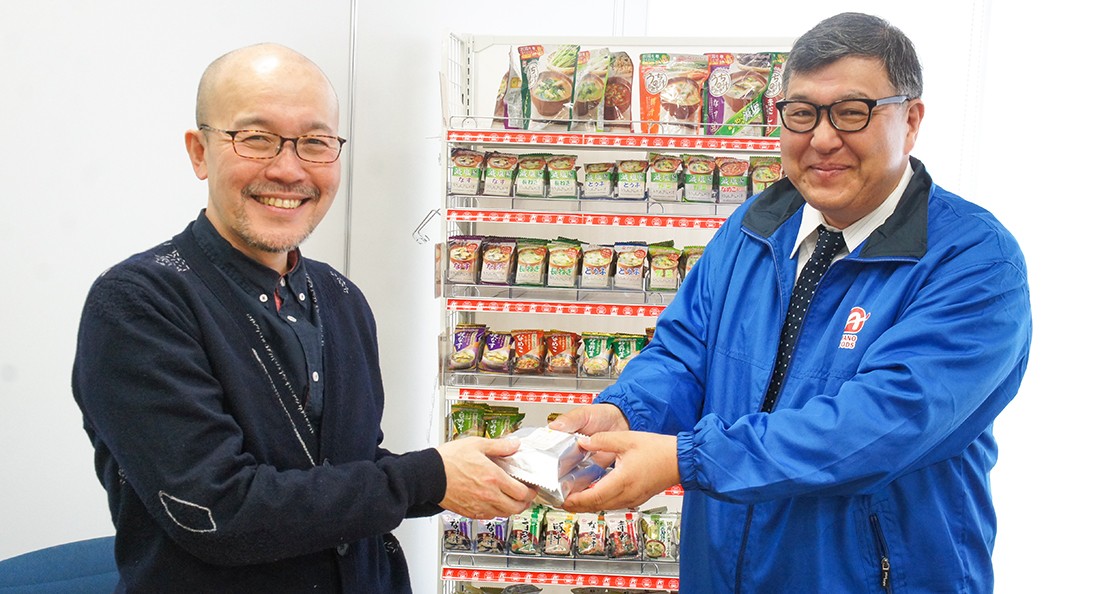 「花のズボラ飯」原作者の久住昌之さん